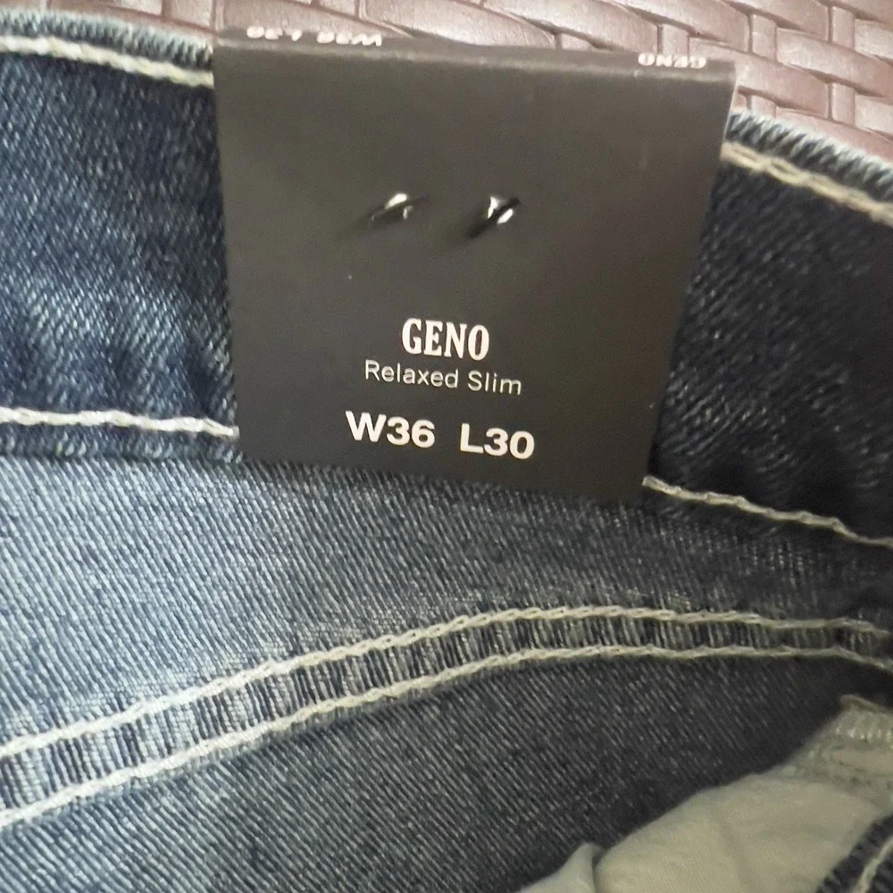 True Religion Men's Geno Relaxed Slim Jeans, Size‎ 36 Dark Boreal Color